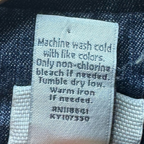 Venezia Denim Short-Sleeve Button Dress With Pockets - Size 18 - Picture 11 of 11